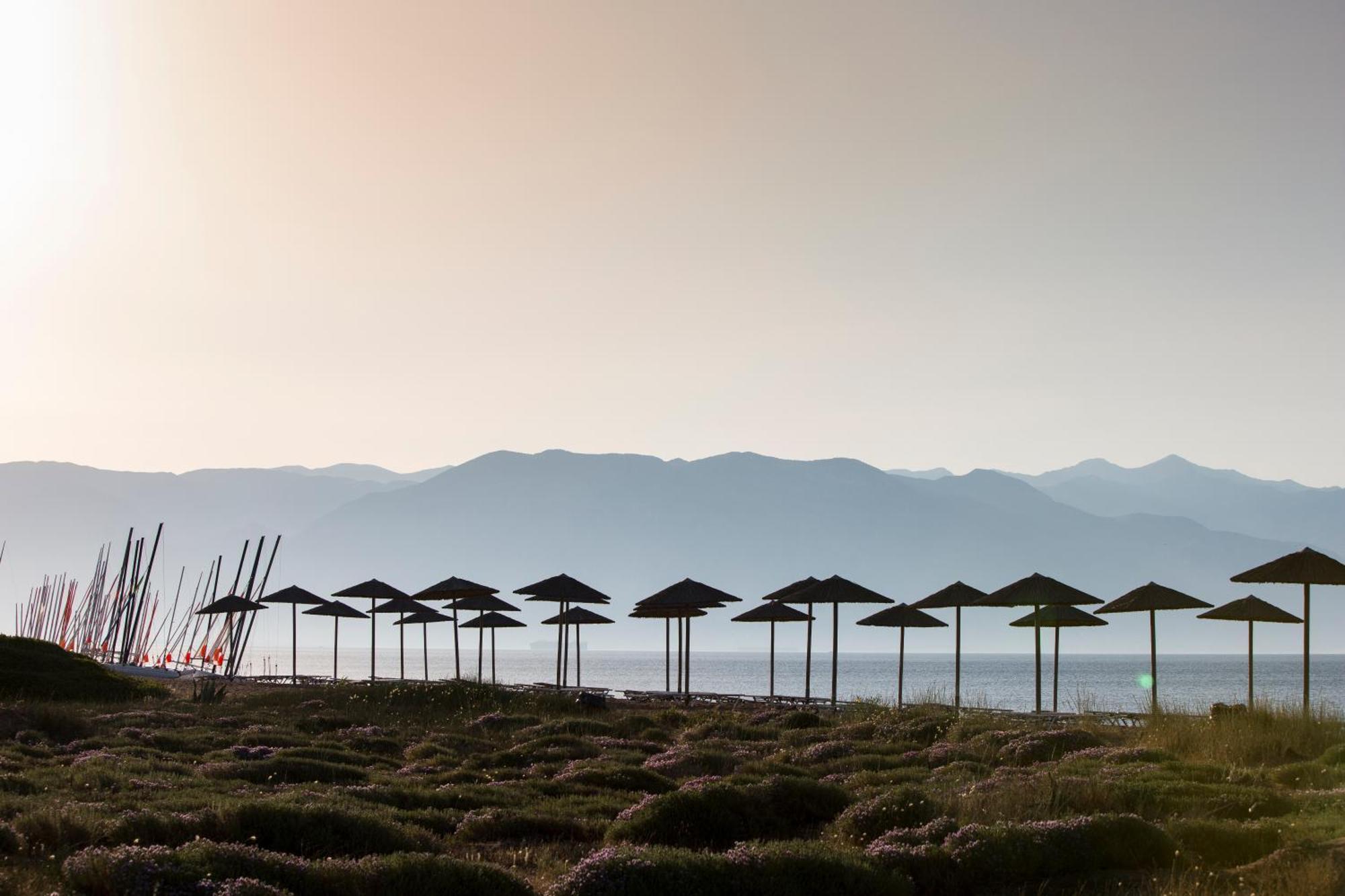 Готель Neilson Messini Activity Beach Club Каламата Екстер'єр фото